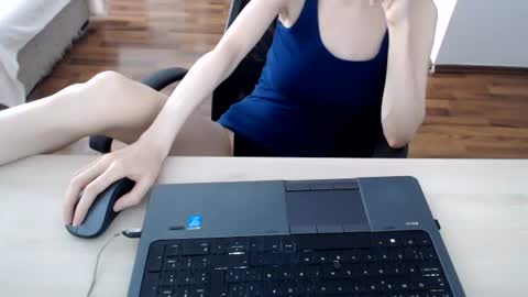 lunavibe_ online show from 3, 7, 2026