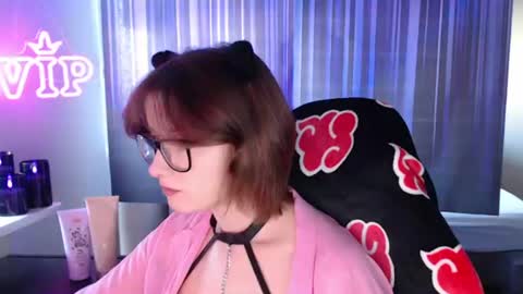 LunaXcherry online show from 30, 7, 2026