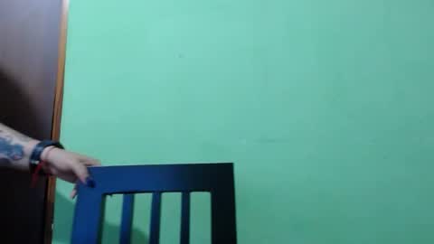 Snapshot of lunay_hot chatting on 6, 7, 2026 lunay_hot online show from 6, 7, 2026