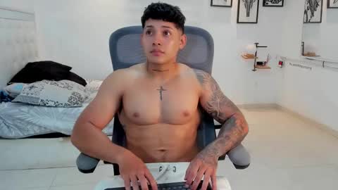 Lunay online show from 23, 2, 2026