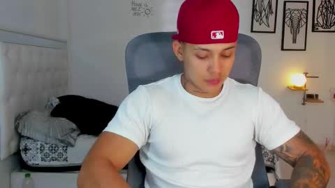 Lunay online show from 3, 3, 2026