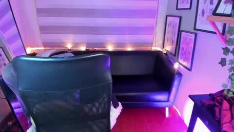Snapshot of lusiana__ chatting on 11, 5, 2026 Luci online show from 11, 5, 2026