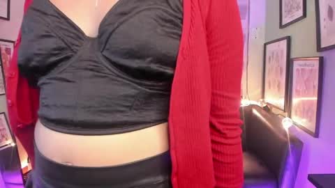 Snapshot of lusiana__ chatting on 13, 5, 2026 Luci online show from 13, 5, 2026