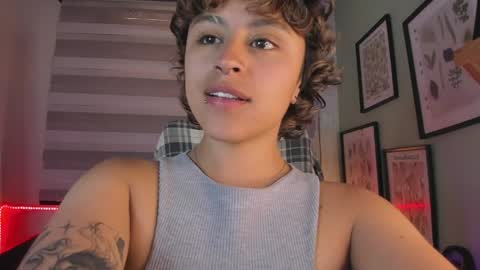 Snapshot of lusiana__ chatting on 14, 5, 2026 Luci online show from 14, 5, 2026