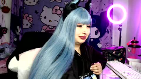 Snapshot of lussyevans_ chatting on 17, 7, 2026 lussyevans_ online show from 17, 7, 2026