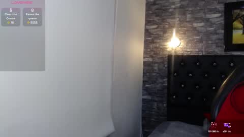 Snapshot of lust_mom chatting on 4, 12, 2024 Angela 3 online show from 4, 12, 2024