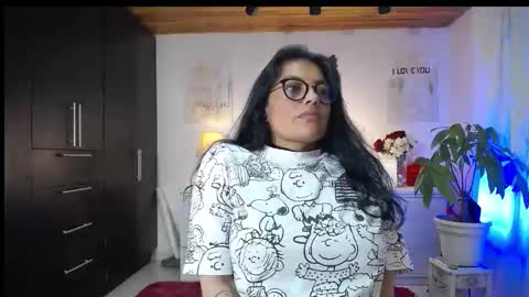 Snapshot of lust_mom chatting on 20, 9, 2025 Angela 3 online show from 20, 9, 2025