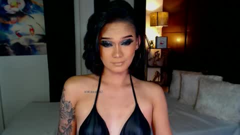 Snapshot of lustfulltrans chatting on 11, 12, 2024 AdriannaFowks online show from 11, 12, 2024