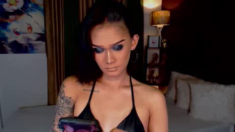 Snapshot of lustfulltrans chatting on 3, 2, 2025 AdriannaFowks online show from 3, 2, 2025