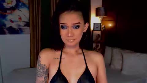 Snapshot of lustfulltrans chatting on 12, 2, 2025 AdriannaFowks online show from 12, 2, 2025