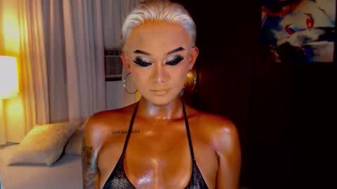 AdriannaFowks online show from 23, 5, 2026