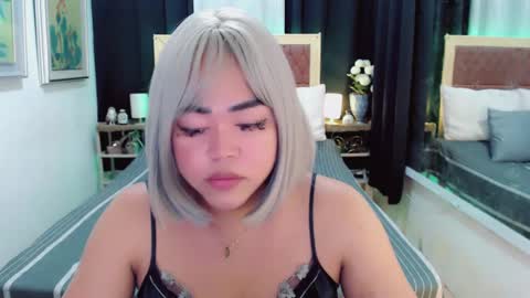 Snapshot of lustfuloffendertrina chatting on 2, 2, 2025 Trina online show from 2, 2, 2025