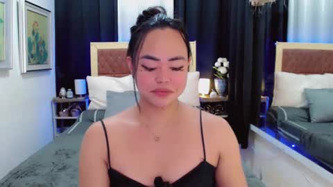 Snapshot of lustfuloffendertrina chatting on 7, 2, 2025 Trina online show from 7, 2, 2025