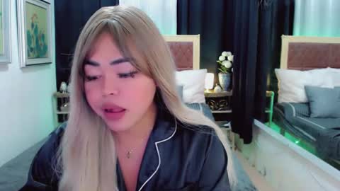 Snapshot of lustfuloffendertrina chatting on 8, 2, 2025 Trina online show from 8, 2, 2025