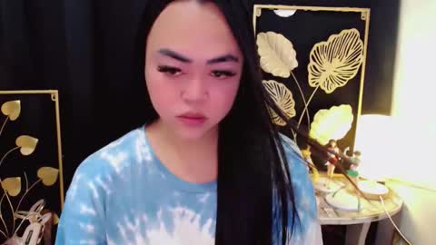 Trina online show from 25, 3, 2026