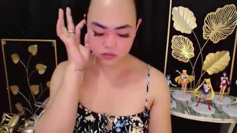 Trina online show from 14, 4, 2026