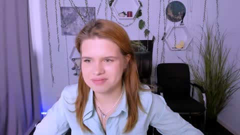 lusy_puff online show from 14, 12, 2024