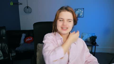 lusy_puff online show from 16, 1, 2025