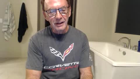 Snapshot of luv_missle chatting on 18, 4, 2026 luv_missle online show from 18, 4, 2026