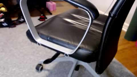 Snapshot of luvshonitoff chatting on 9, 1, 2025 Jim Bo online show from 9, 1, 2025