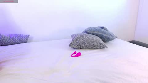Snapshot of luvtosin663 chatting on 17, 4, 2026 luvtosin663 online show from 17, 4, 2026