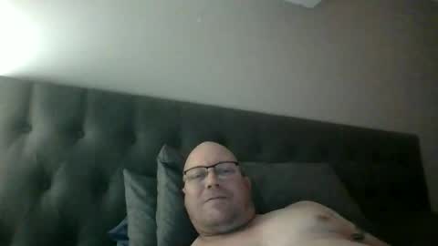 Snapshot of luvtwogodown chatting on 22, 9, 2025 luvtwogodown online show from 22, 9, 2025