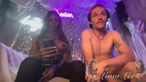 luvvlee online show from 22, 9, 2025