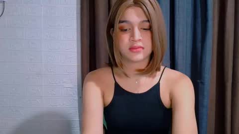 queen lux online show from 21, 12, 2025