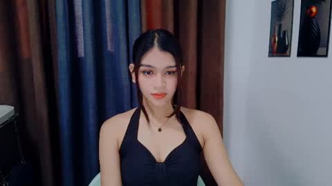 Snapshot of lux_white chatting on 20, 7, 2026 queen lux online show from 20, 7, 2026