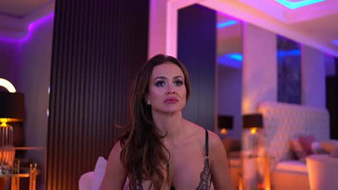 Snapshot of luxennoir chatting on 23, 5, 2026 luxennoir online show from 23, 5, 2026