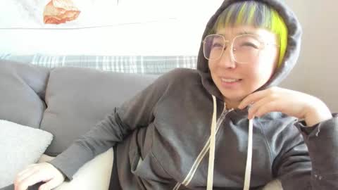 LuxGray online show from 13, 2, 2026