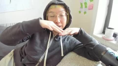 LuxGray online show from 29, 3, 2026