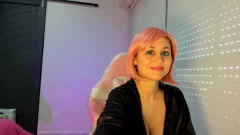 Snapshot of luxiana26 chatting on 3, 10, 2025 Luxiana online show from 3, 10, 2025