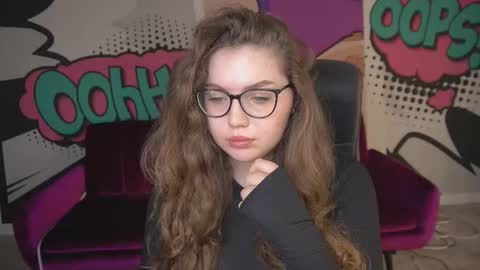 luxsopphia_ online show from 15, 9, 2025