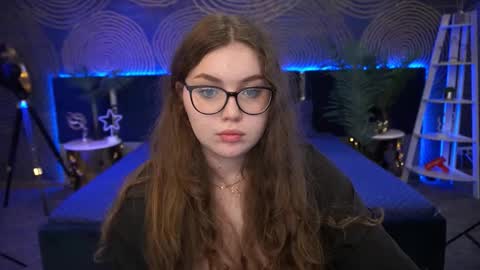 luxsopphia_ online show from 27, 9, 2025