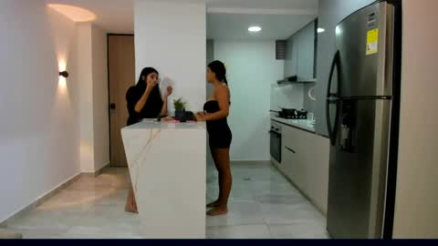 luxury_pleasure_ii online show from 29, 4, 2026