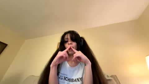 LuxxxTheFox online show from 28, 7, 2026