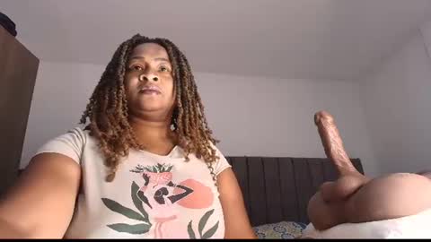 Snapshot of luxy_benet chatting on 13, 7, 2026 Big Benet online show from 13, 7, 2026