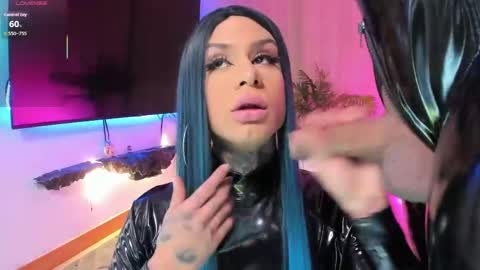 Lucy and Kristhy online show from 15, 4, 2026