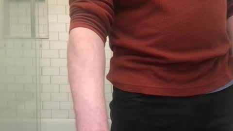 lvguynextdoor440656 online show from 23, 3, 2026