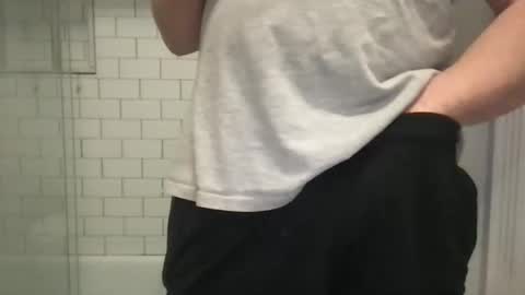 lvguynextdoor440656 online show from 12, 5, 2026