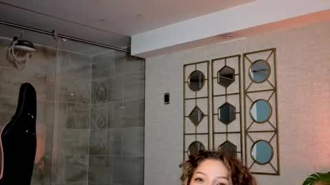 Lya Haven online show from 4, 12, 2025