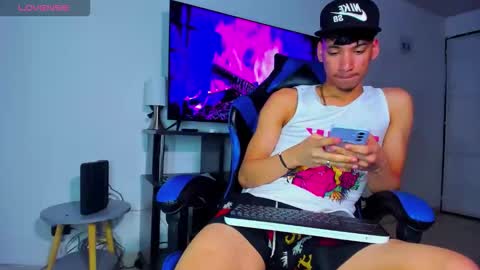 Lyam online show from 8, 4, 2026