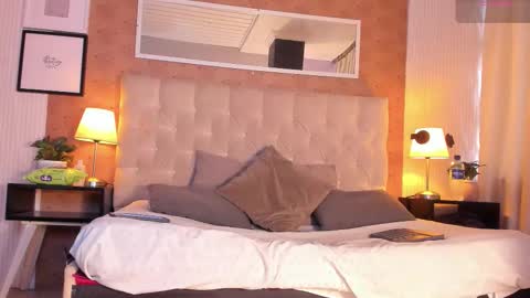 Lyan online show from 2, 12, 2025