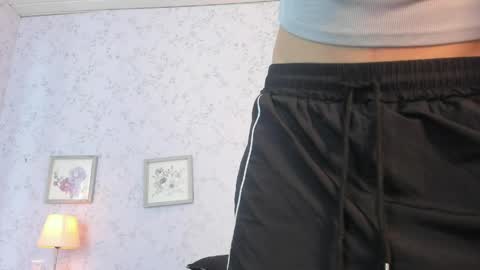 Lyan online show from 2, 4, 2026