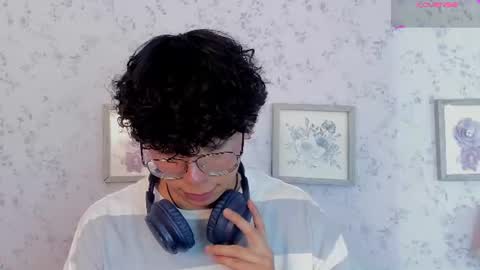 Snapshot of lyan_twink chatting on 13, 6, 2026 Lyan online show from 13, 6, 2026