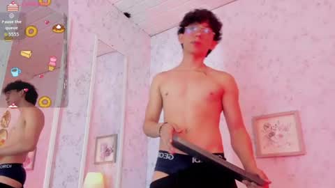 Snapshot of lyan_twink chatting on 14, 7, 2026 Lyan online show from 14, 7, 2026