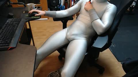 lycraboy123 online show from 13, 11, 2025