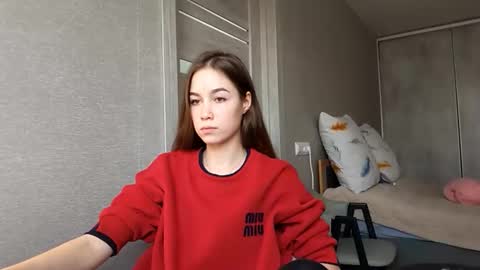 Mia online show from 6, 1, 2026