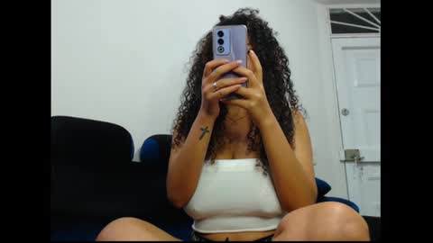 lylii_evans online show from 5, 2, 2025